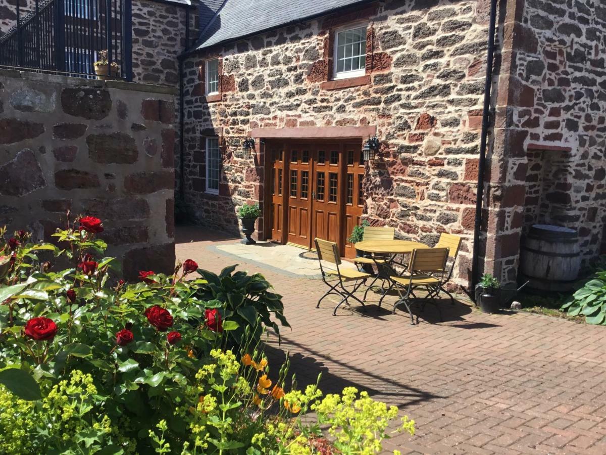 Mill Of Nethermill Holidays Pennan Eksteriør billede